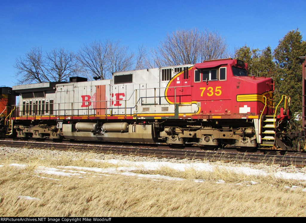 BNSF 735